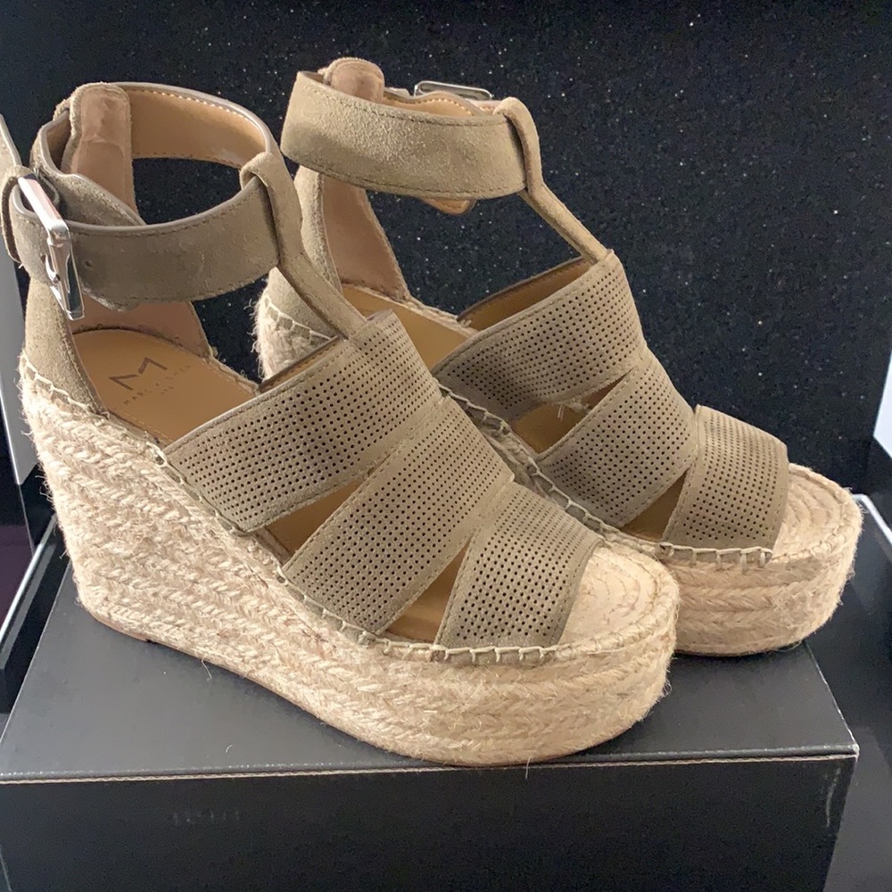 Marc Fisher Ltd Adore Espadrille Wedge Size 5 New